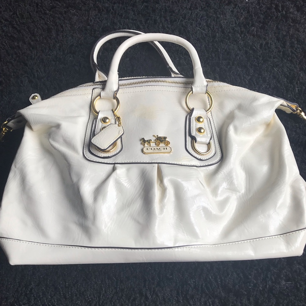 🌼NEW🌼 WHITE & GOLD COACH TOTE